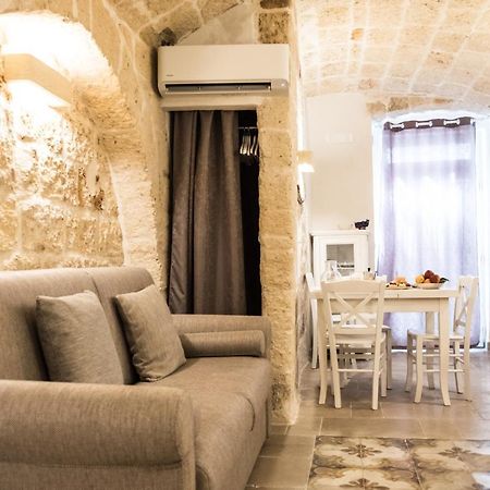 Dimore Del Borgo Antico - Il Sottano Monopoli Exteriör bild