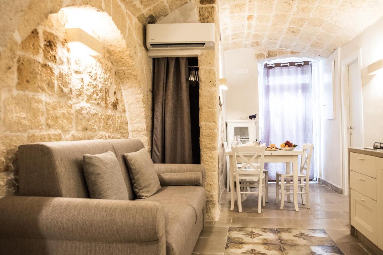 Dimore Del Borgo Antico - Il Sottano Monopoli Exteriör bild