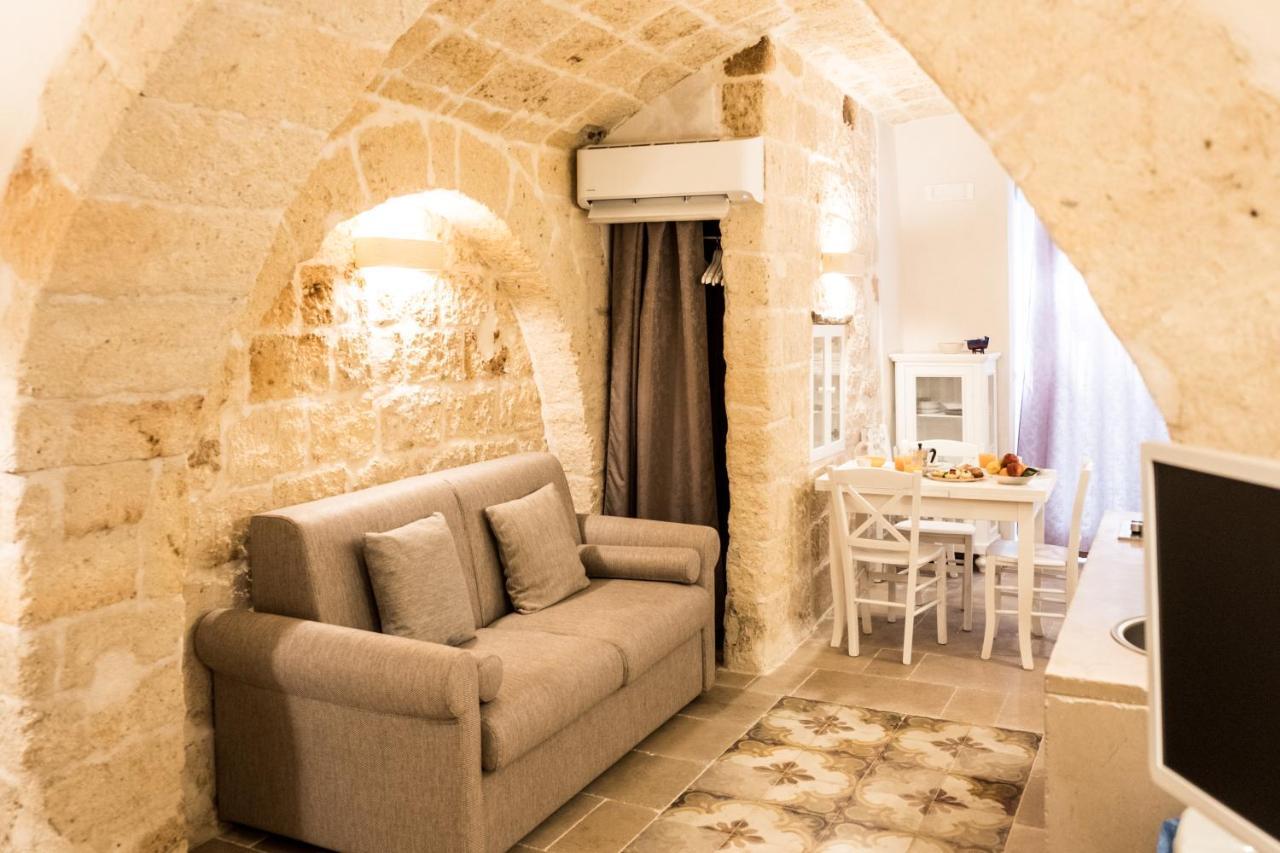 Dimore Del Borgo Antico - Il Sottano Monopoli Exteriör bild
