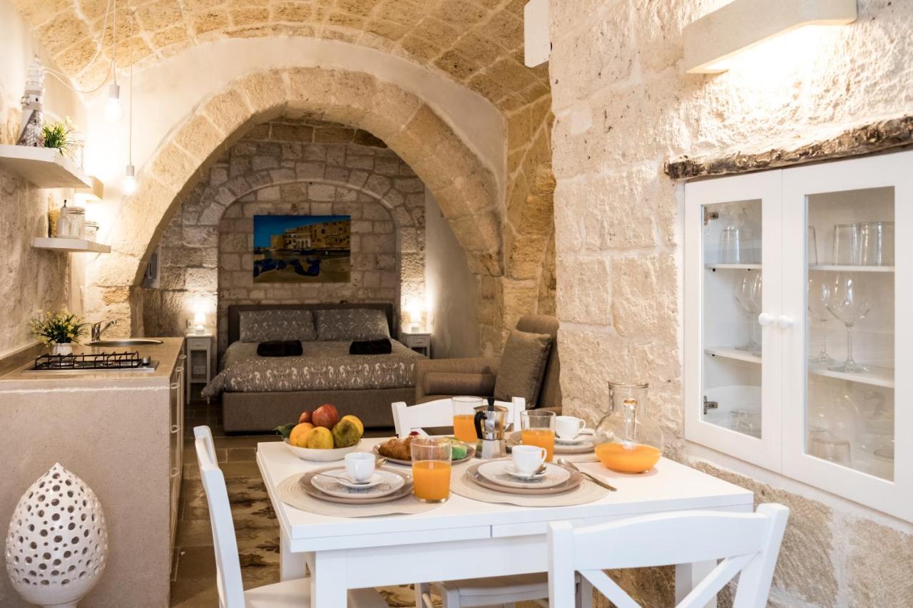 Dimore Del Borgo Antico - Il Sottano Monopoli Exteriör bild