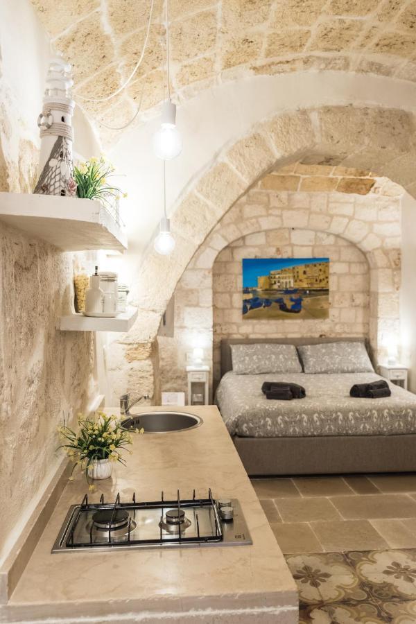 Dimore Del Borgo Antico - Il Sottano Monopoli Exteriör bild