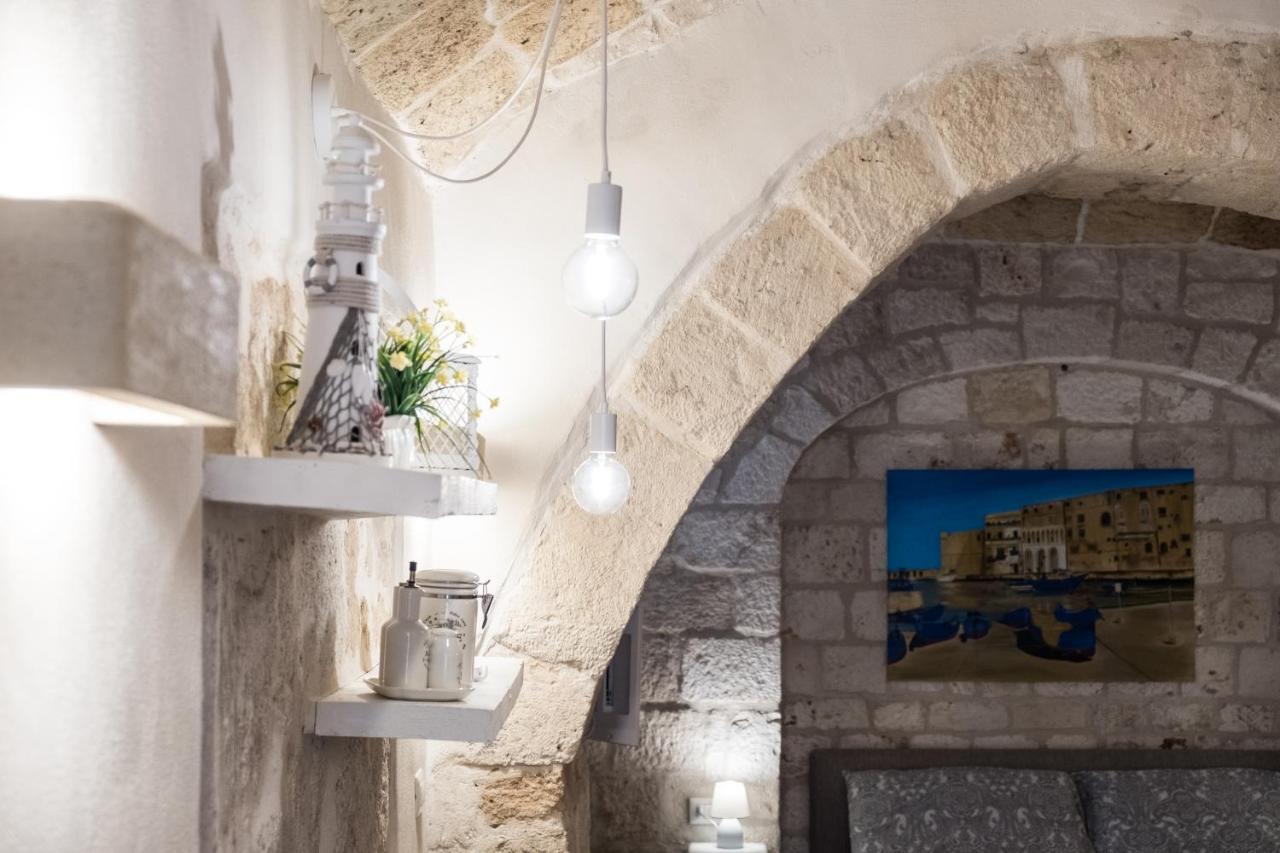 Dimore Del Borgo Antico - Il Sottano Monopoli Exteriör bild
