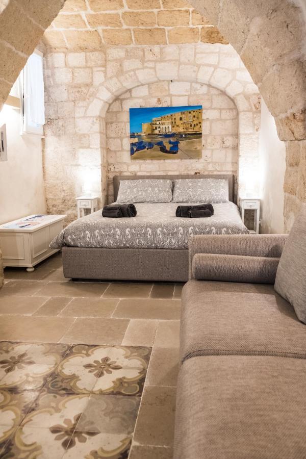 Dimore Del Borgo Antico - Il Sottano Monopoli Exteriör bild